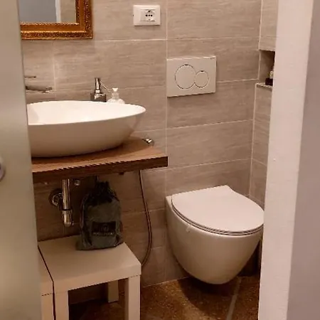 Migu Point Guest house *