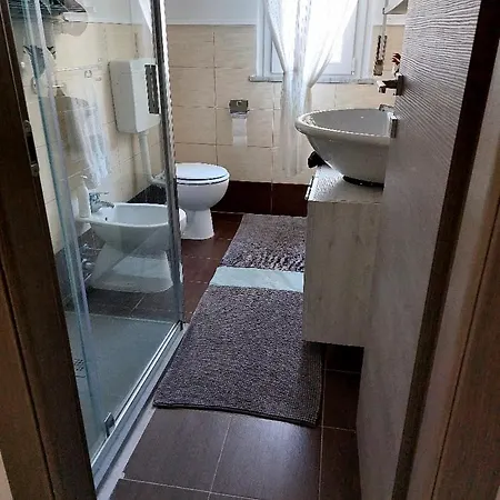 Migu Point Guest house *